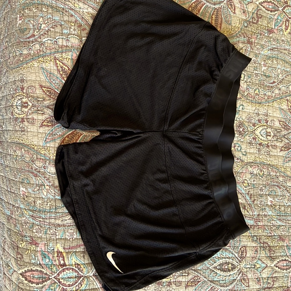 NIKE MESH SHORTS DRI-FIT SZ XL